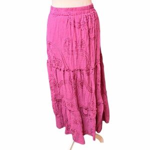 Chic Fuchsia Embroidered Maxi Skirt